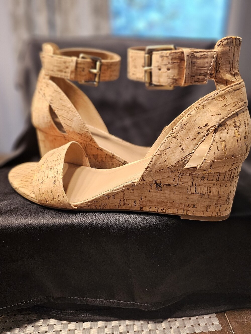 Aerosoles Cork Wedge Sandals Size 7 Neutral Summer Shoes Ankle Strap EUC